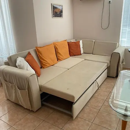 Palm Court A26 *