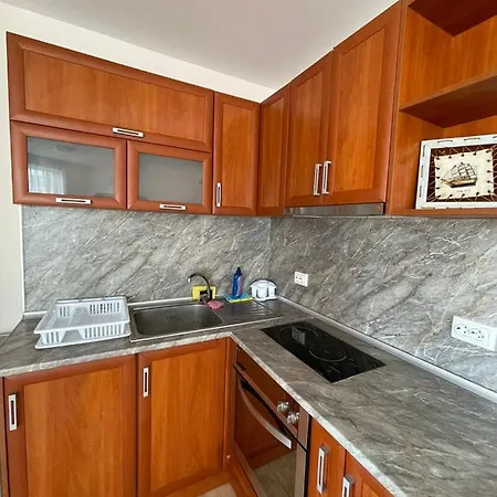 Palm Court A26 *