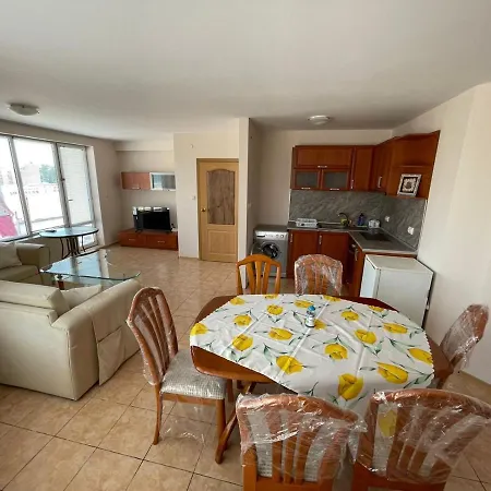 Apartmán Palm Court A26 *